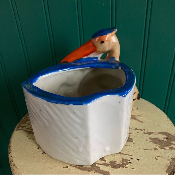 Pelican Planter - Picture 3 of 7